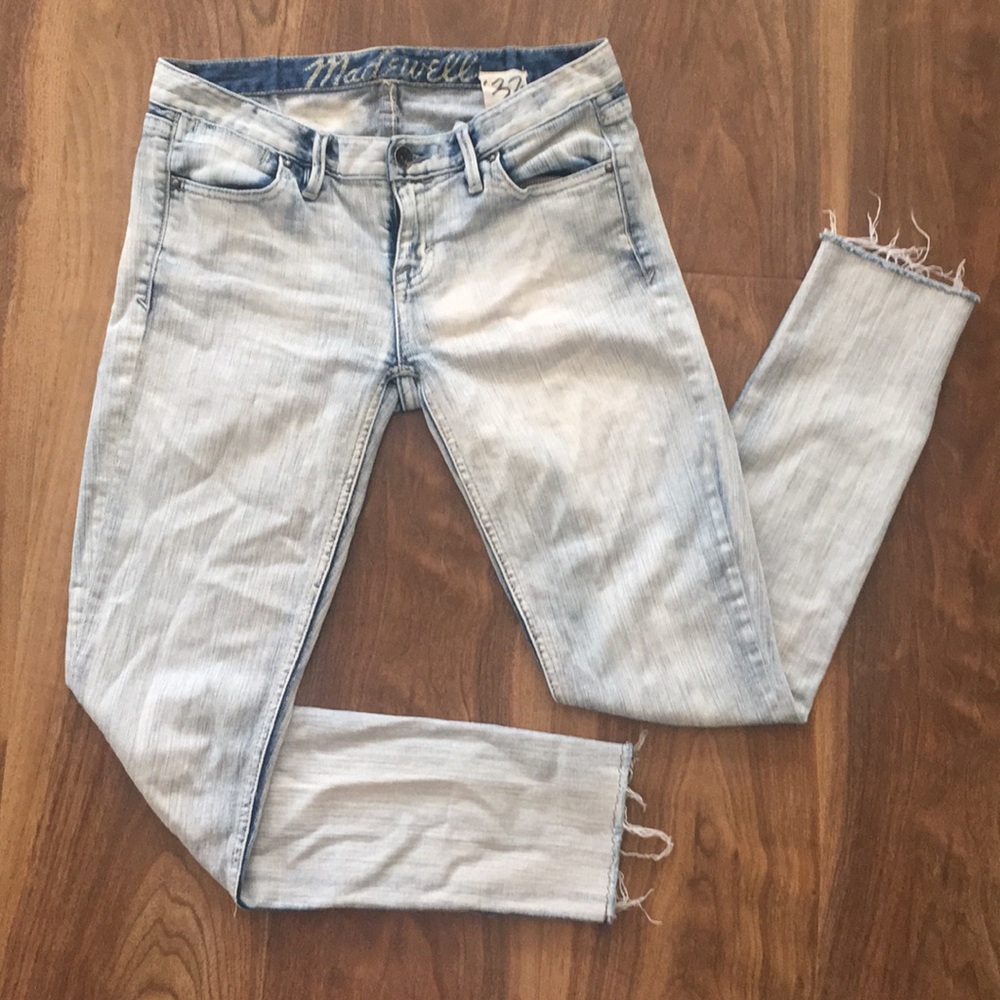 Light jeans